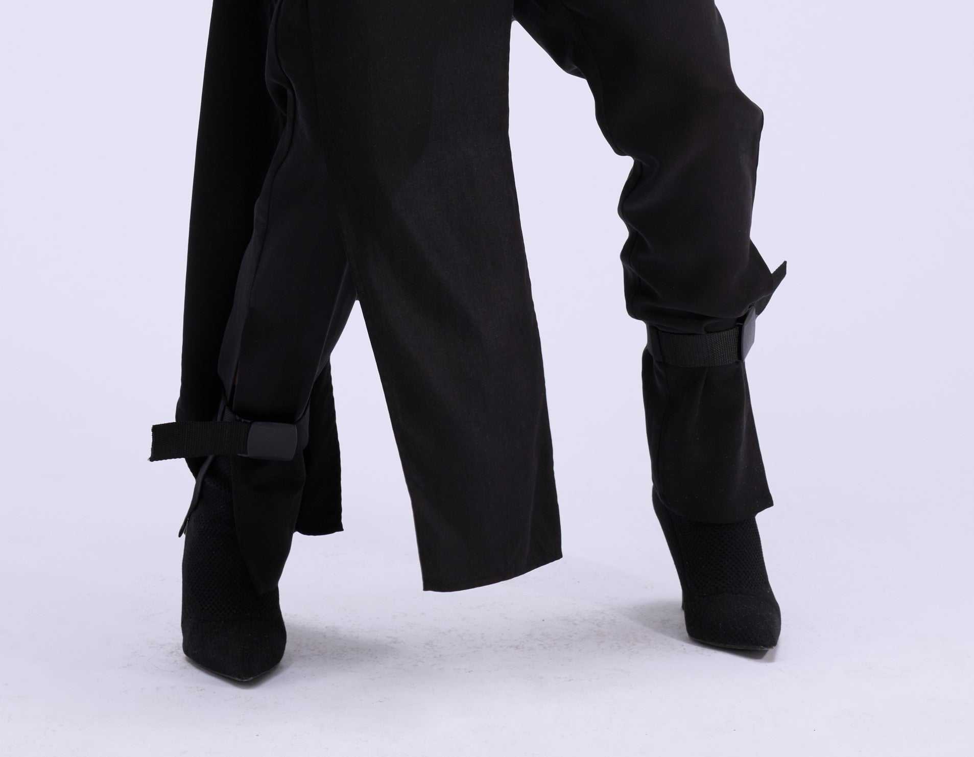0128 Pants w/ detachable leg belts